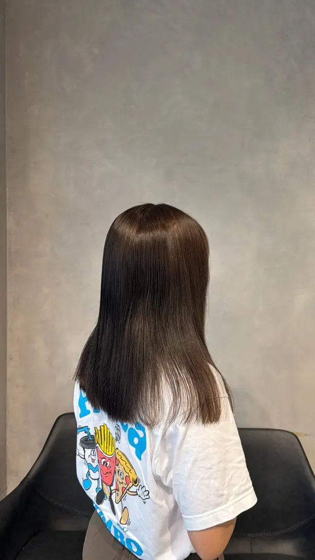 カラー ベージュカラー グレージュ ピンクカラー ピンクベージュ ヘアカラー トリートメント 井野 彩加のヘアスタイル