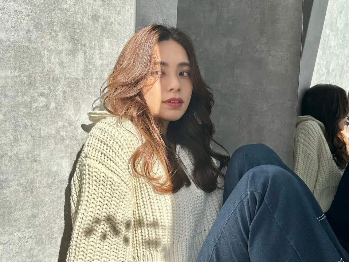 セミロング レイヤーカット カット ヘアカラー トリートメント 今井 拓海のヘアスタイル