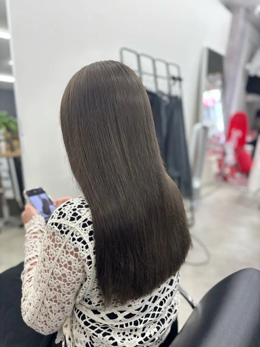 カラー ヘアカラー トリートメント MEMENTO YUZUのヘアスタイル