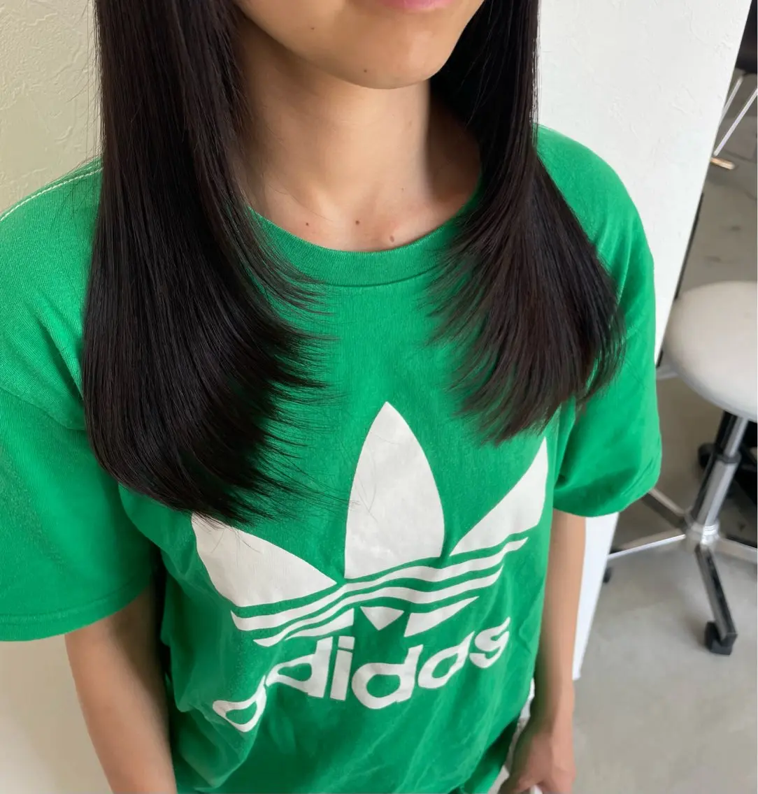 セミロング 顔周りカット 栗原 響のヘアスタイル