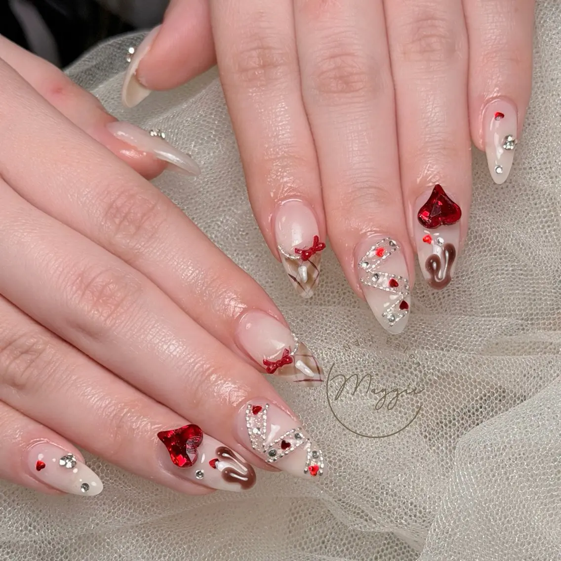 ネイル Maggie Nail🦩のネイルデザイン
