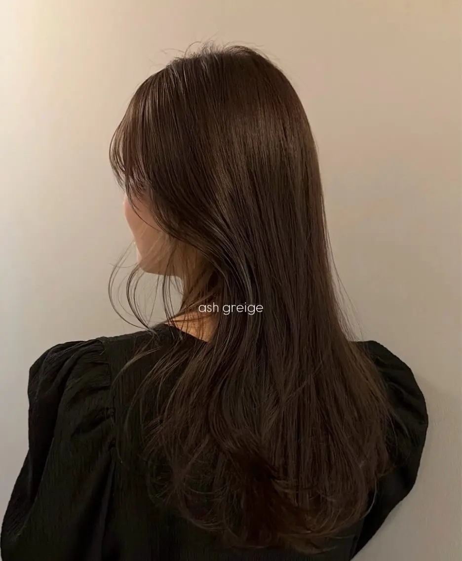 ロング ヘアカラー トリートメント 透明感カラー ／emiのヘアスタイル
