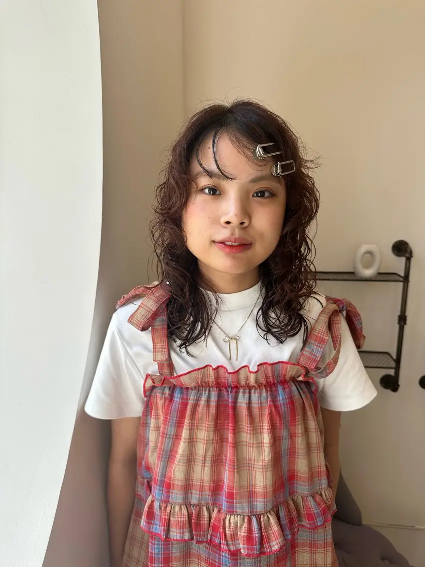 ミディアム パーマ ロジェブルー 川合【和泉中央】のヘアスタイル