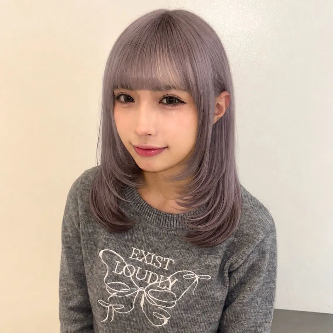 セミロング ヘアカラー 🎀ブリーチ×艶髪 🎀 ♡さや♡のヘアスタイル