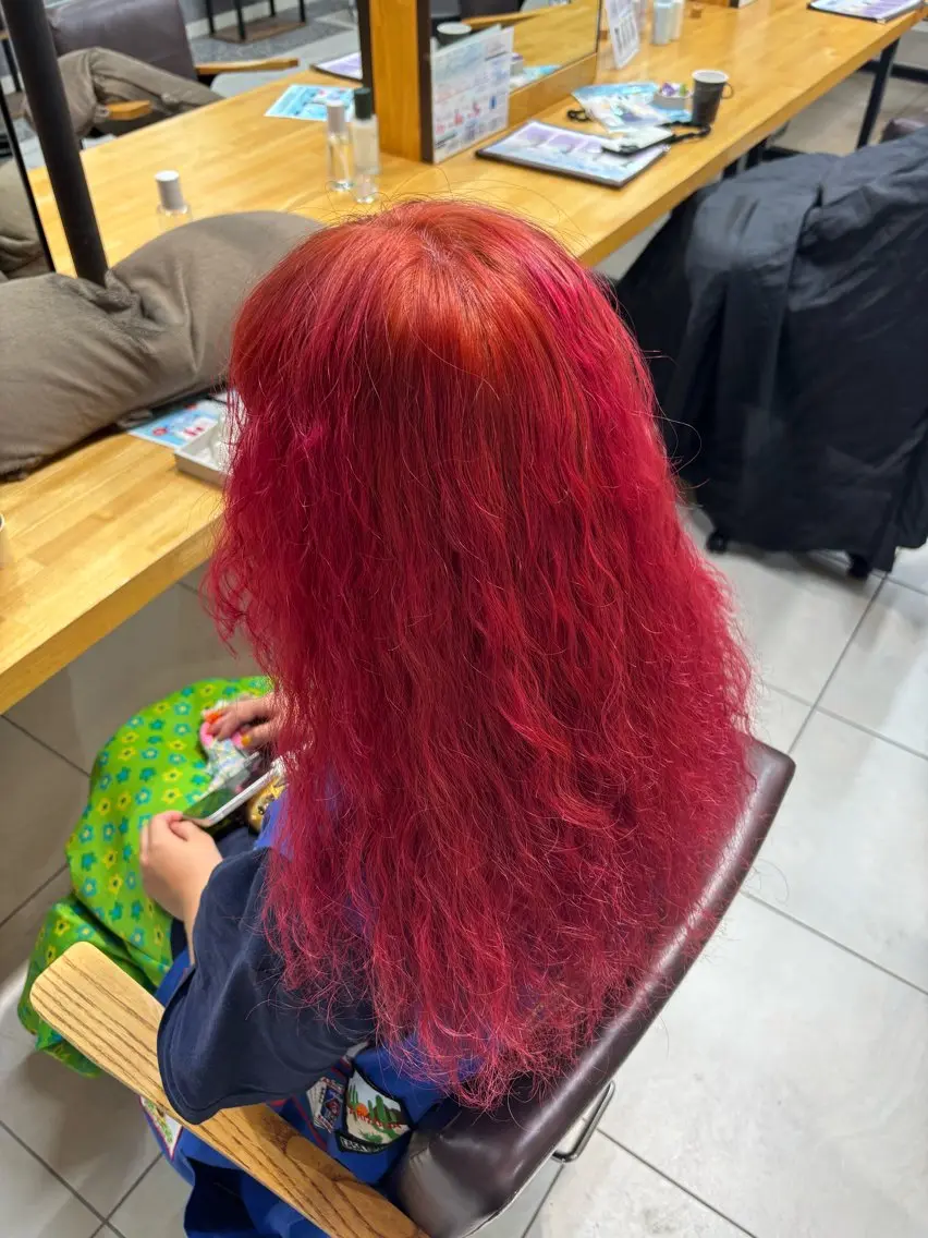 ロング カラー ブリーチ ダブルカラー ブリーチなしカラー オレンジピンク 🌻ブリーチモデル /艶カラー/あい🌻のヘアスタイル