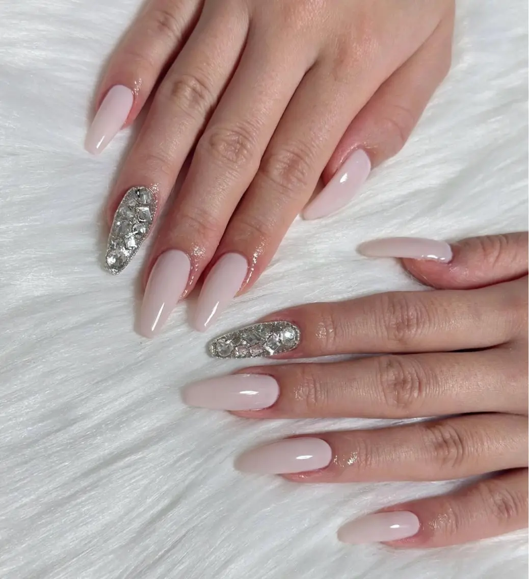 ネイル グラデーション キラキラネイル ワンカラーネイル 冬ネイル Jenn Nail Salonのネイルデザイン