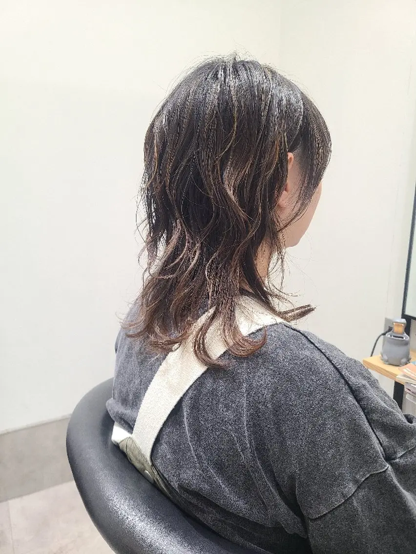 ミディアム カット ヘアカラー トリートメント 🎗️髪質改善・美髪 艶髪🥇小西邦生のヘアスタイル