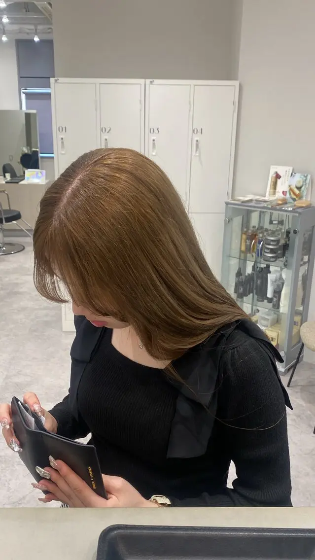 セミロング カラー ヘアアレンジ ベージュカラー ヘアカラー ボブ /ニュアンス/ satomi🧸💖のヘアスタイル