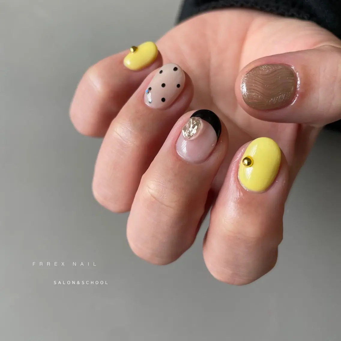 ネイル ハンドネイル フットネイル freex nail /ニュアンス/個性派のネイルデザイン