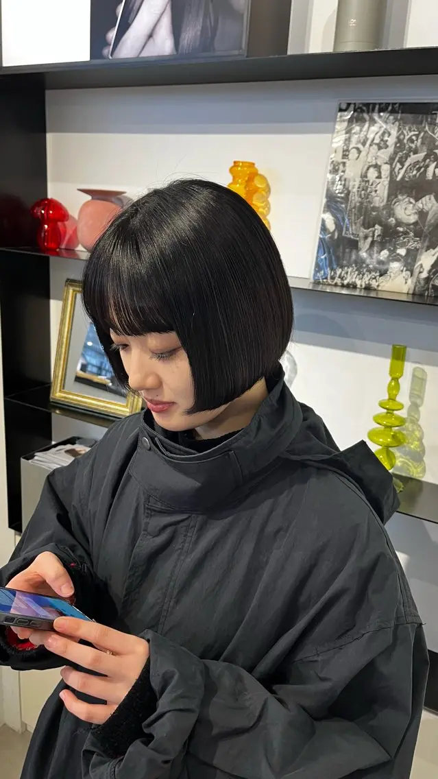 ショート カット センターパート/カラ ーメッシュ📍ユリのヘアスタイル