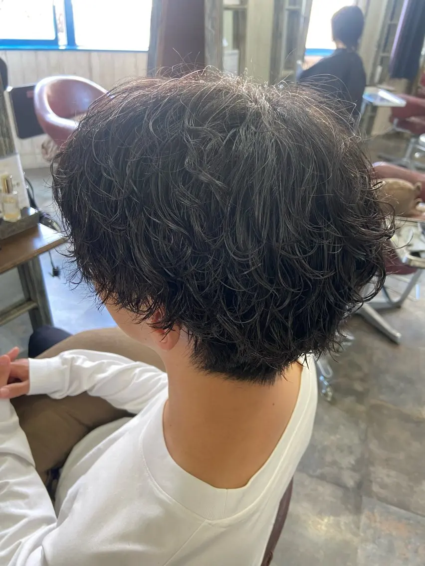 ショート パーマ メンズ カット パーマ カットパーマ✂️ 小坂田玲亜のヘアスタイル