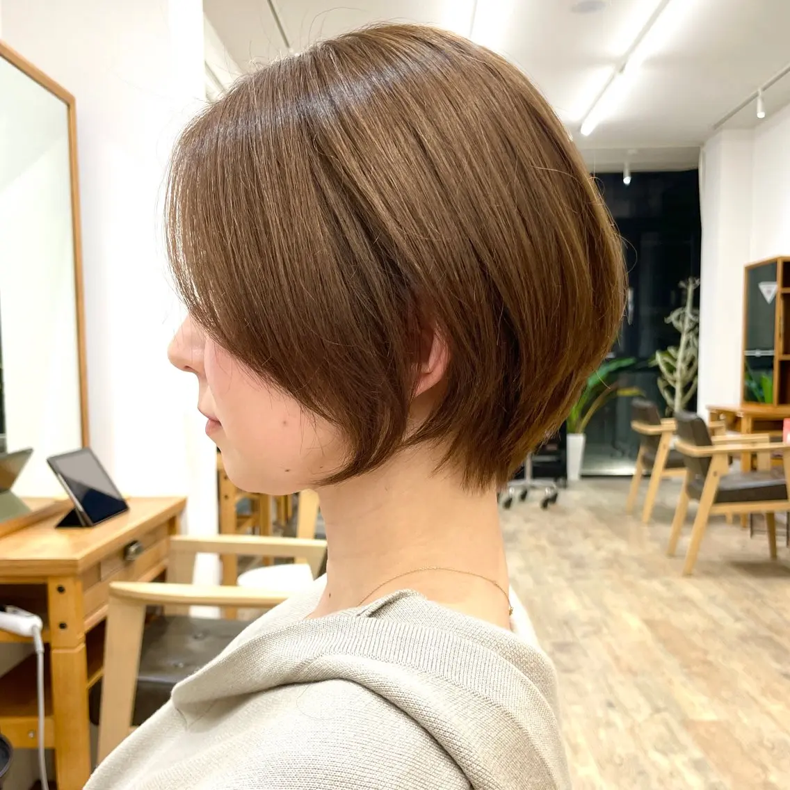ショート カラー ショートボブ ベージュカラー 透明感カラー ボブ 似合わせカット カット ヘアカラー トリートメント 艶髪/髪質改善 ナカムラのヘアスタイル