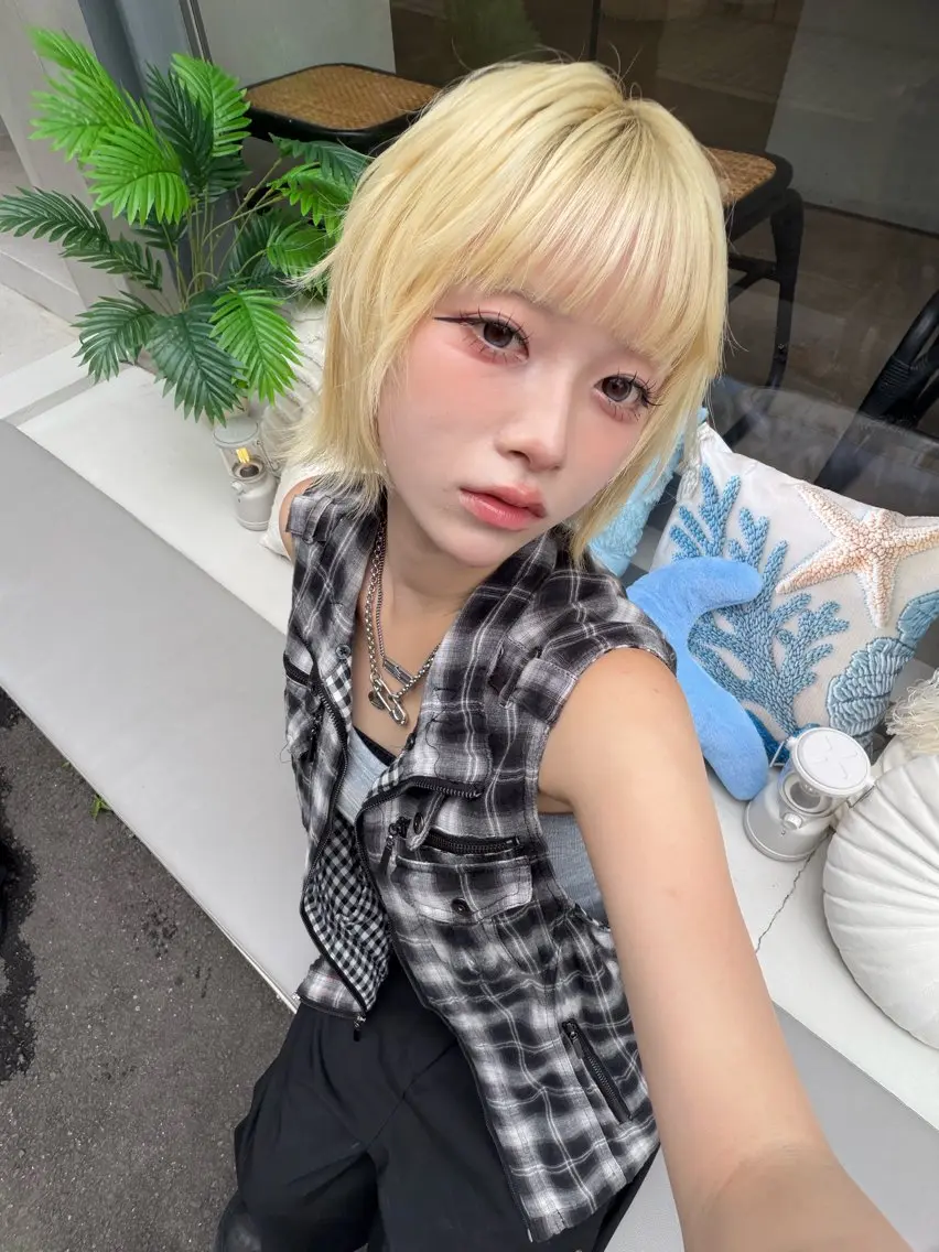 ショート カラー ショートボブ ブリーチ ブロンド ケアブリーチ ハイトーンカラー カット ヘアカラー 💎透明感カラー特化 💎TAISEIのヘアスタイル