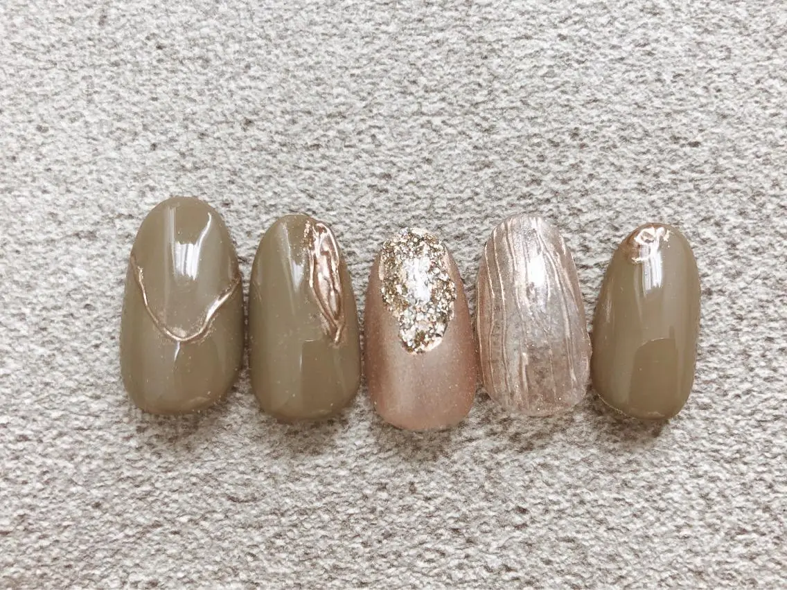 ネイル mogunail &blowのネイルデザイン