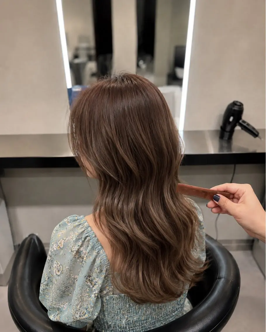 ミディアム カラー ブラウンカラー トリートメント 🌈ウルトワ水素 髪質改善naru🌈のヘアスタイル