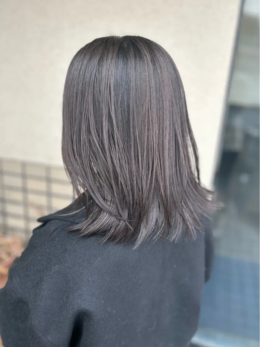 ミディアム レイヤーカット 沢田 瞳のヘアスタイル