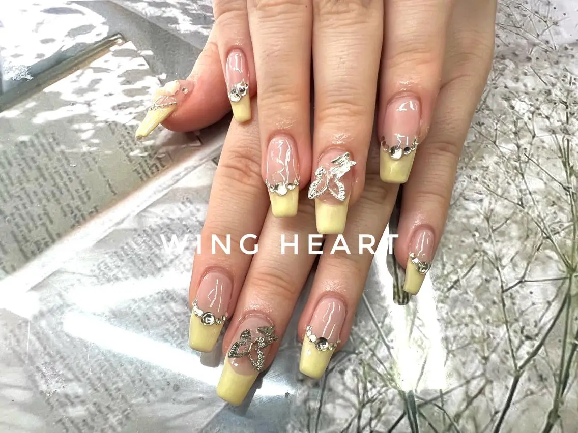 ネイル I. AYUMIのネイルデザイン