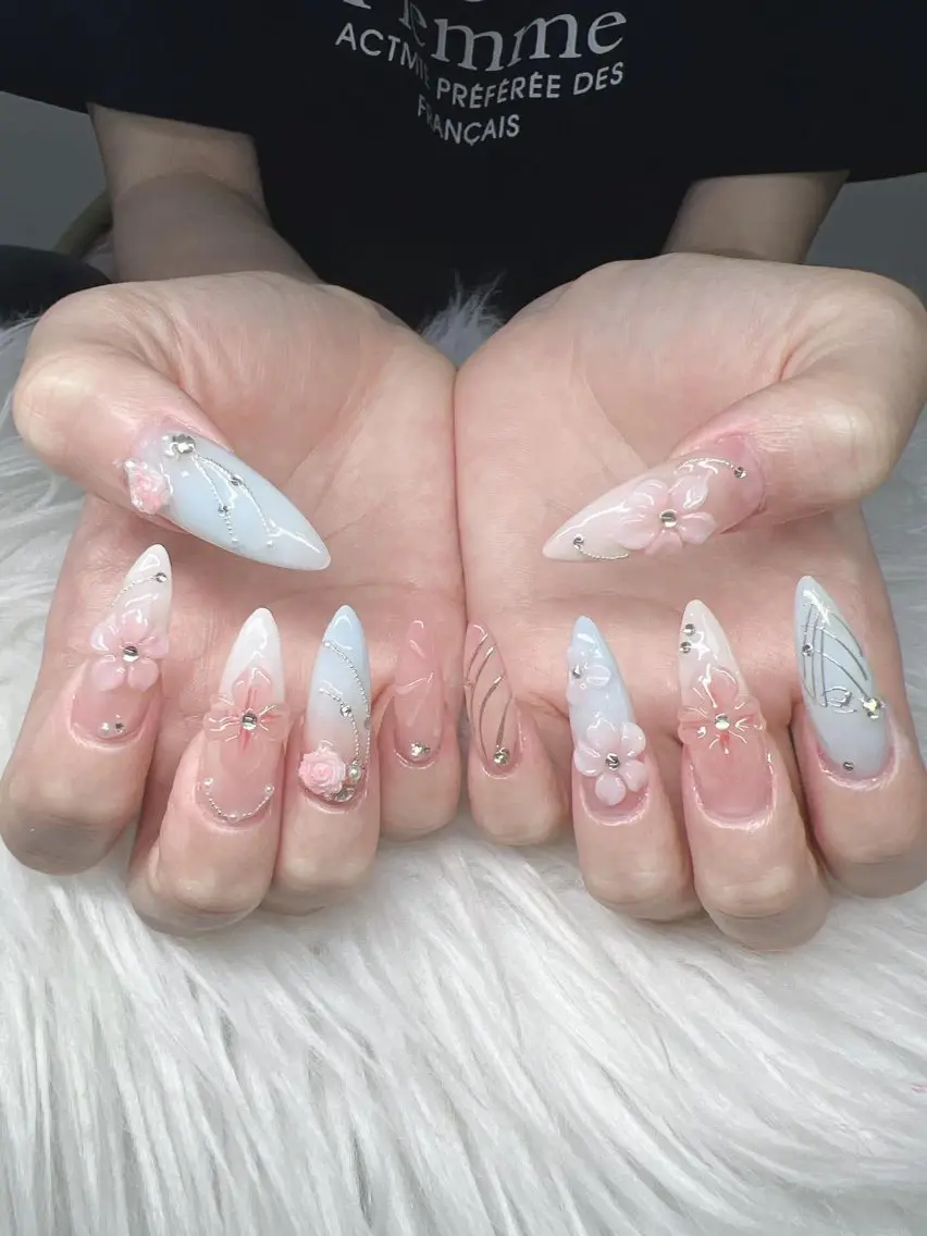 ネイル Lee Nailsのネイルデザイン