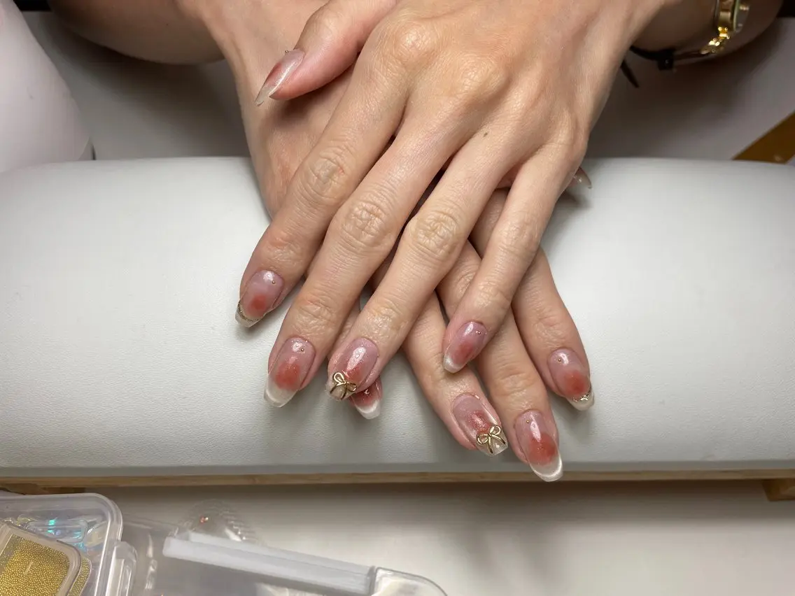ネイル ハンドネイル 楊 蓉のネイルデザイン
