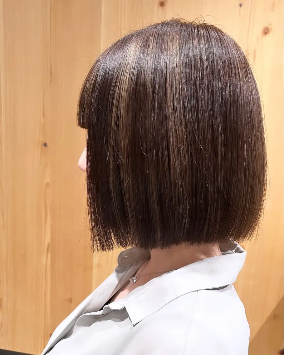 ショート カラー ハイライトカラー ボブ ハイライト カット ヘアカラー スキバサミを使わない カット🌼唯🌼のヘアスタイル