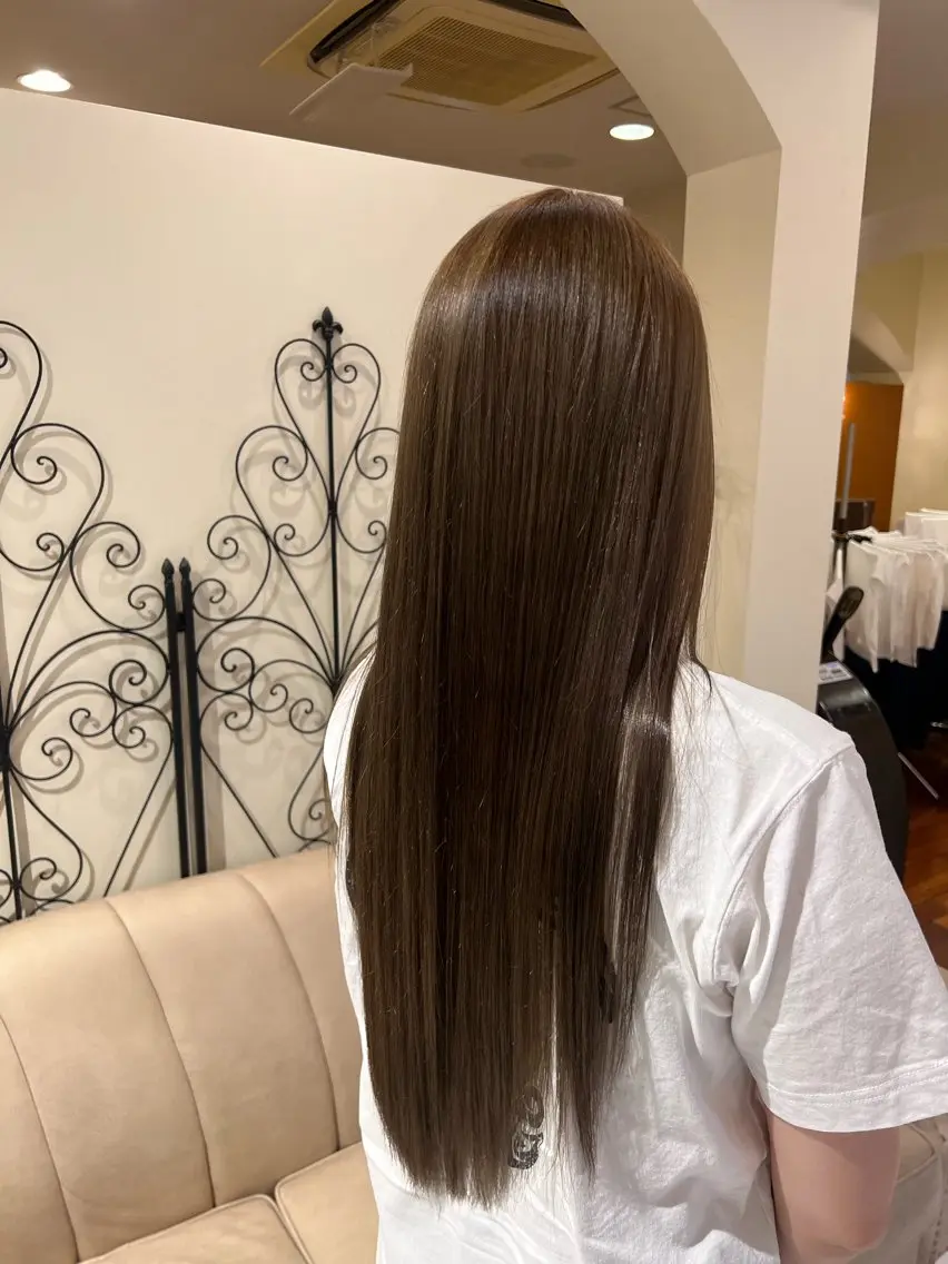 ロング カラー 小杉山 柊一のヘアスタイル