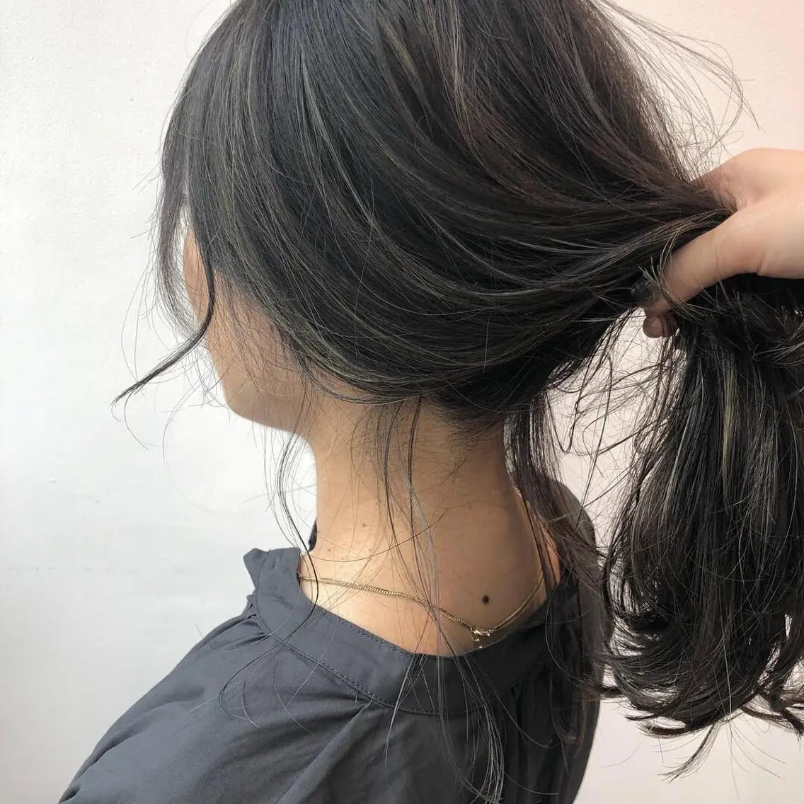 セミロング カラー ハイライトカラー ハイライト ヘアカラー トリートメント ❤️sai❤️ official❤️のヘアスタイル