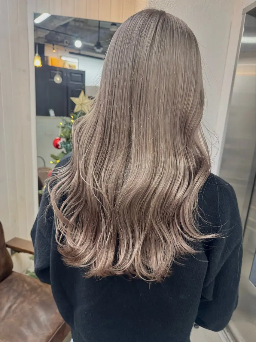 ロング カラー ブリーチ ダブルカラー グレージュ カット ヘアカラー トリートメント Rico / bob/グレージュのヘアスタイル