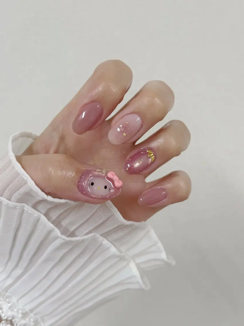 ネイル Nailsalon Lilies♡のネイルデザイン