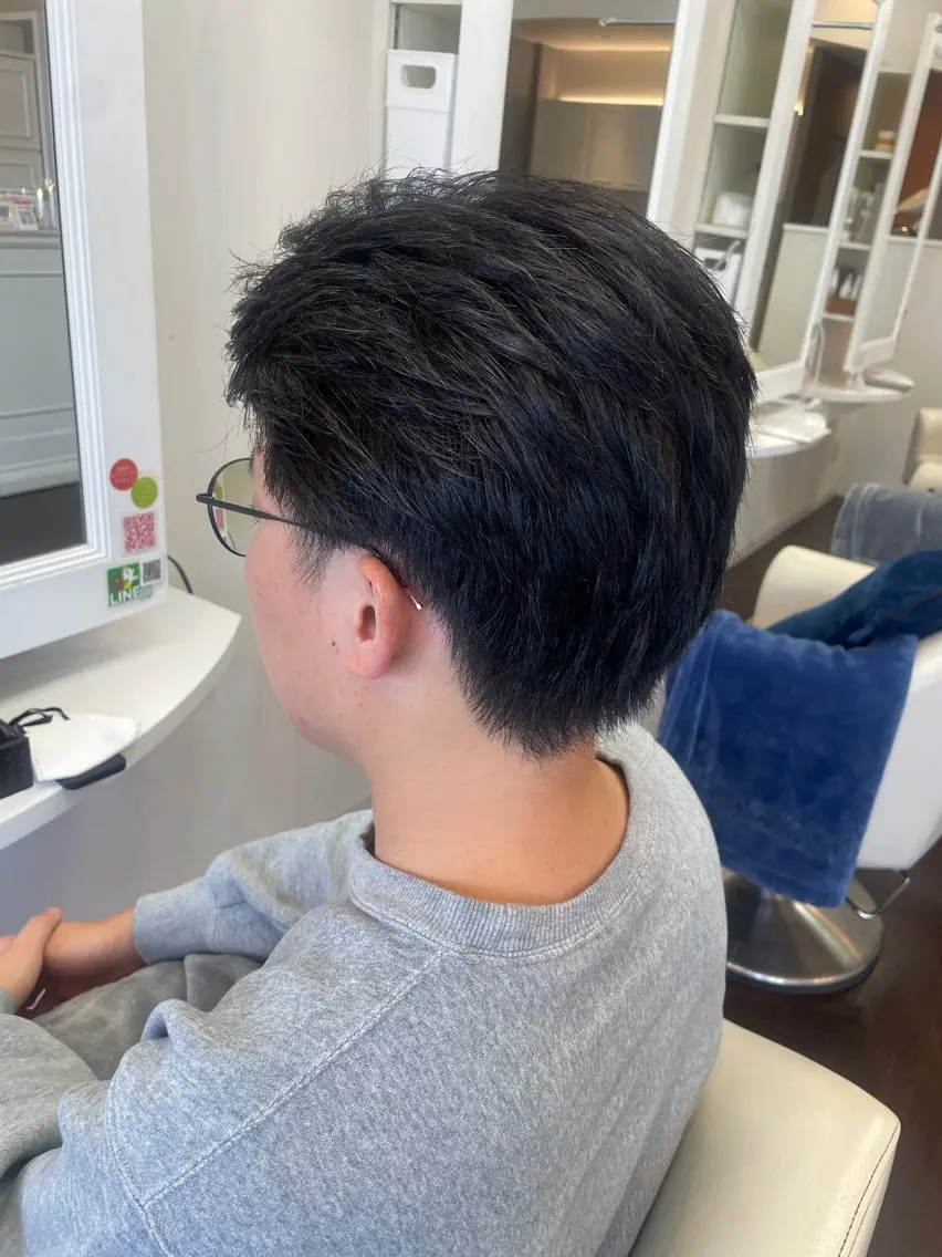 メンズ メンズウルフカット ウルフカット カット 秋山 麗奈のヘアスタイル