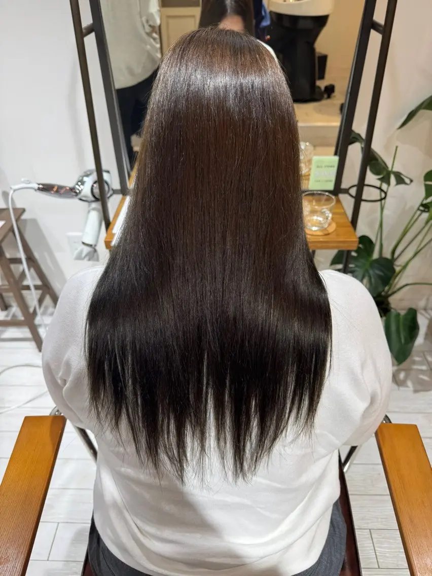 カラー ベージュカラー ヘアカラー トリートメント 菰田 愛輝のヘアスタイル