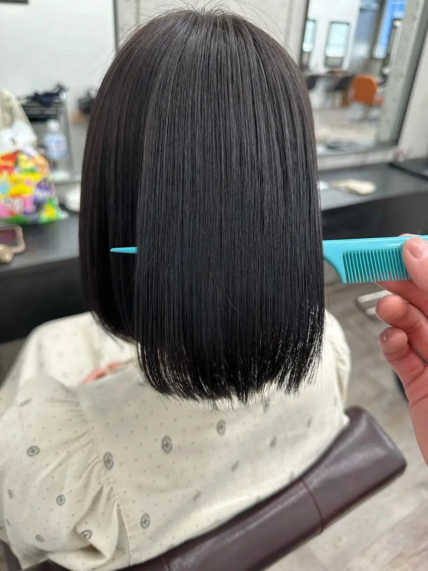 【平日限定！お得なストレートコース】メンテナンスカット＆縮毛矯正の写真