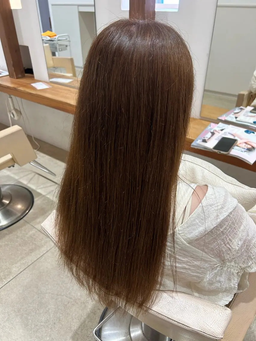 ロング カラー ベージュカラー オレンジ 柳内 まゆのヘアスタイル
