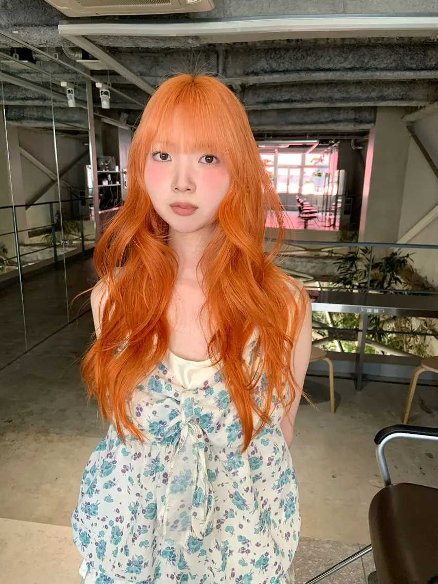 ロング カラー カット ヘアカラー トリートメント 淡いCOLOR/ Layer/UNAのヘアスタイル