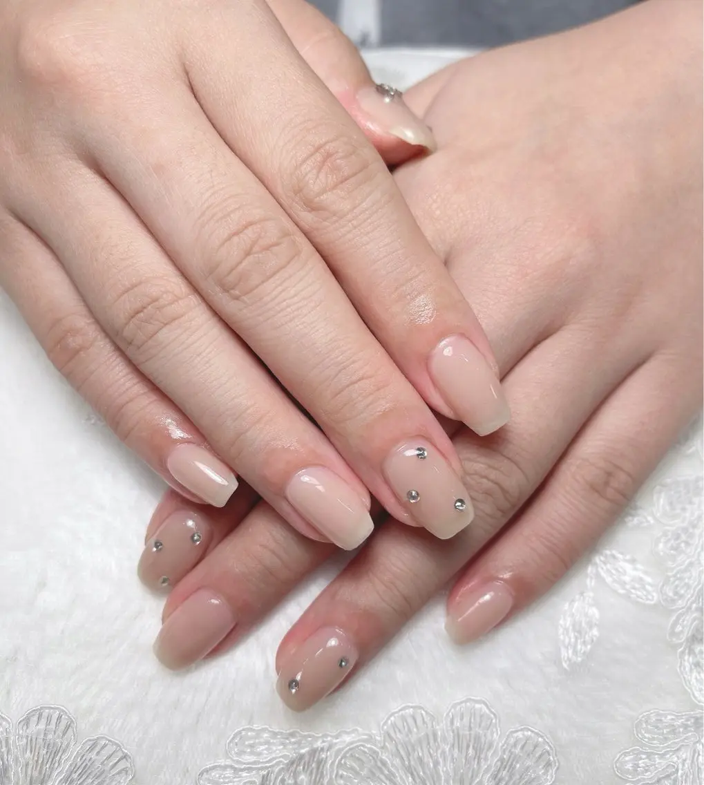 ネイル AURA NAIL 🌟鶴見店のネイルデザイン