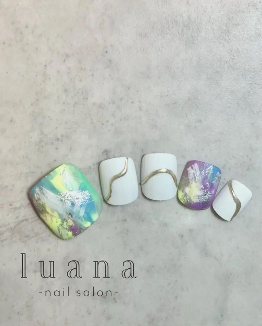 ネイル フットネイル ジェルネイル ニュアンスネイル luana ネイルサロンのネイルデザイン