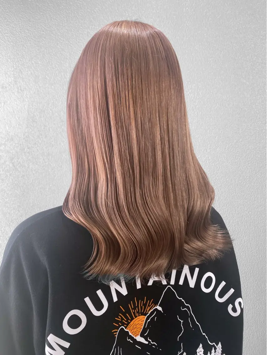 セミロング カラー ベージュカラー ピンクカラー ピンクベージュ カット ヘアカラー トリートメント 透明感カラー/パーマ 🌀アオノのヘアスタイル
