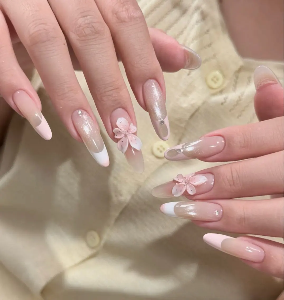 ネイル ハンドネイル Luvia Ginzaのネイルデザイン