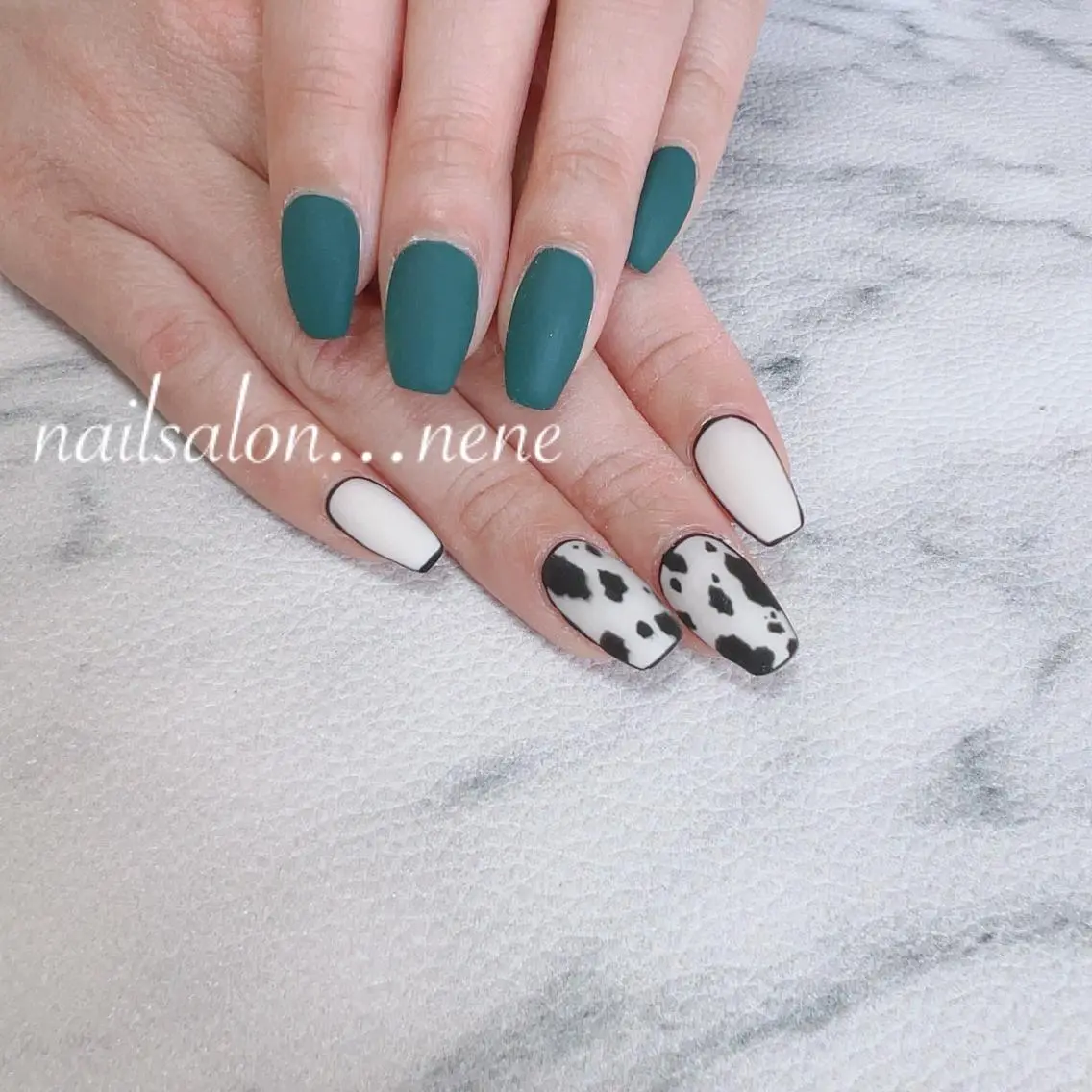 ネイル アニマル柄 nailsalon ...neneのネイルデザイン