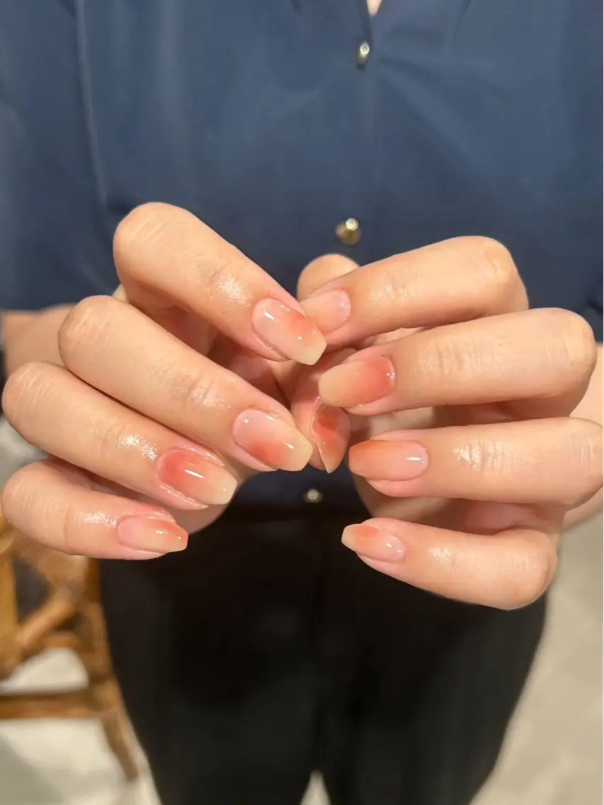 【モデル様募集✨】シンプルニュアンス（オフ無料）の写真