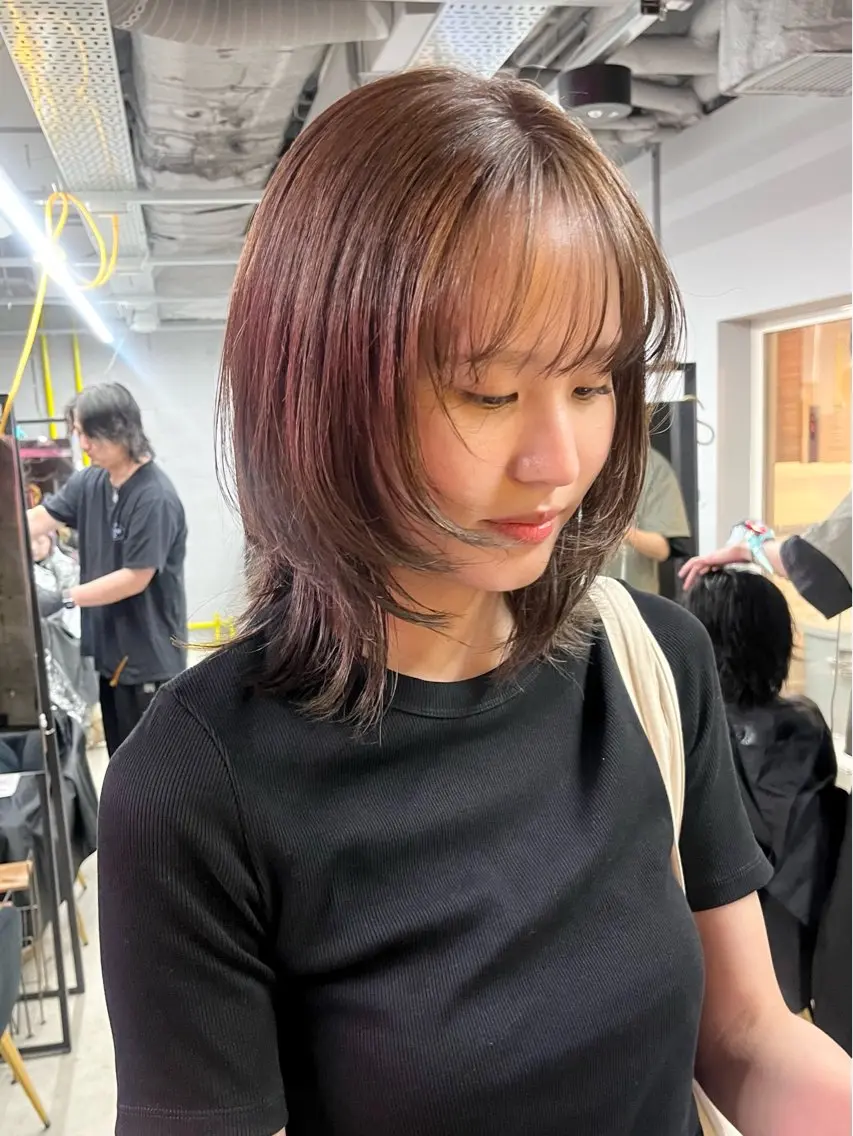 ミディアム レイヤーカット ウルフカット 盛れる透けカラー🎀 似合わせ/uiのヘアスタイル