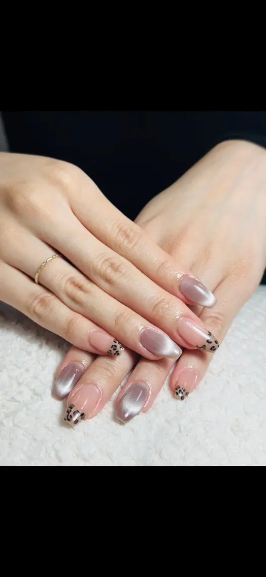 ネイル チークネイル フレンチネイル グラデーション キラキラネイル 韓国ネイル ハンドネイル RAMU Nail 恵比寿店のネイルデザイン