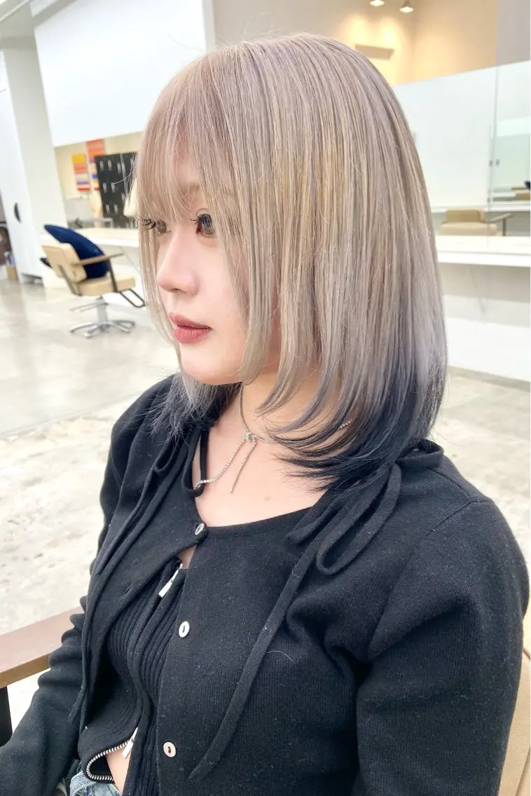 ミディアム カラー 黒髪 ブリーチ ブロンド デザインカラー ホワイトブロンド BOB🌟ハイトーン /ブリーチ/TAKUのヘアスタイル