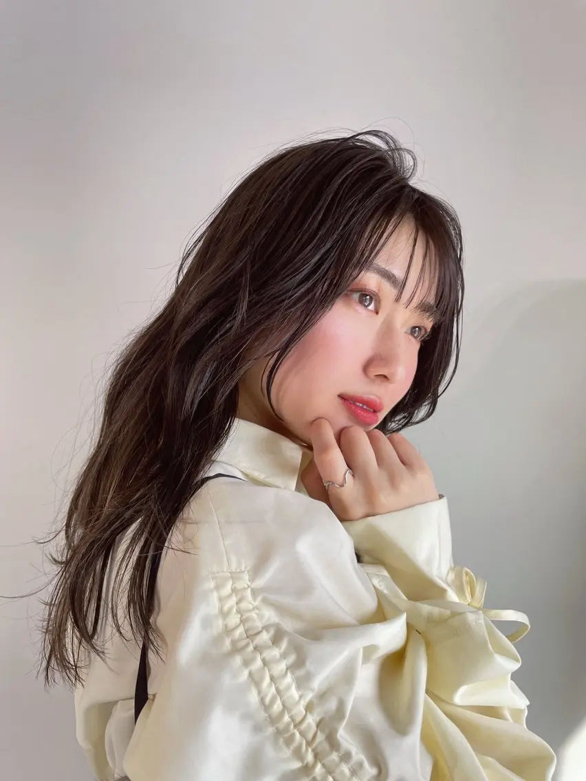 ロング エクステ ハイライト 髪質改善 レイヤーカット 縮毛矯正 カット ヘアカラー トリートメント 🌜 Lulu 🌛 公式/大通のヘアスタイル
