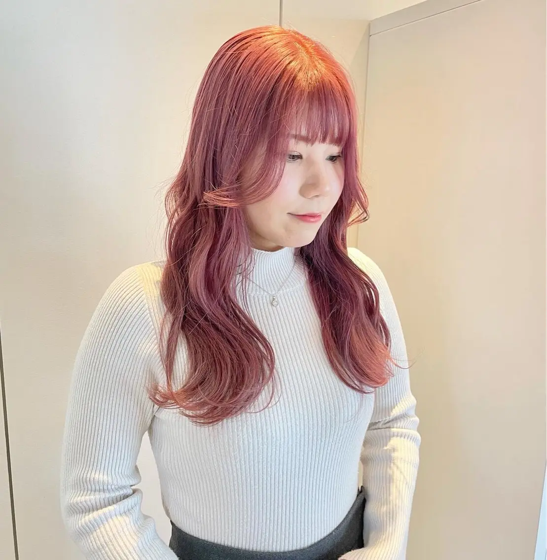 ロング 前田 菜奈子のヘアスタイル