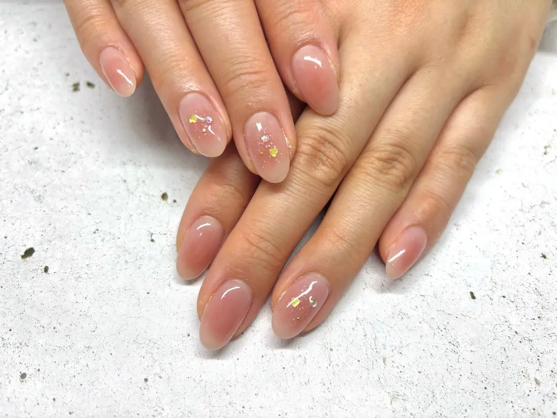 ネイル 坂木 桃子 / ネイルのネイルデザイン