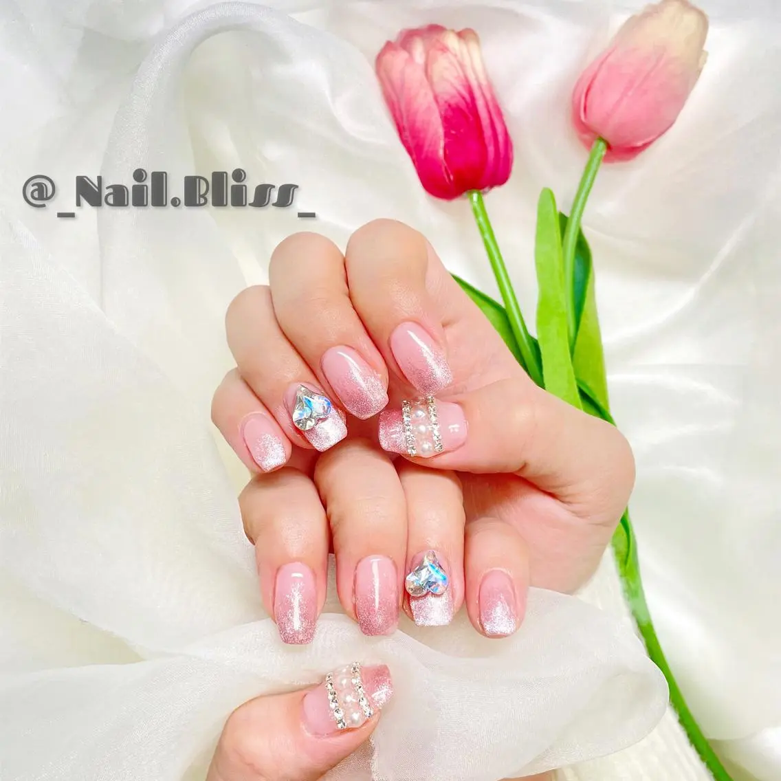 ネイル グラデーション マグネットネイル ハンドネイル NAIL BLISSのネイルデザイン
