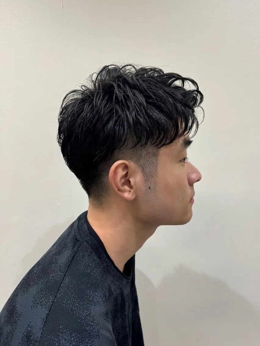 ショート パーマ 柘植 遥翔のヘアスタイル