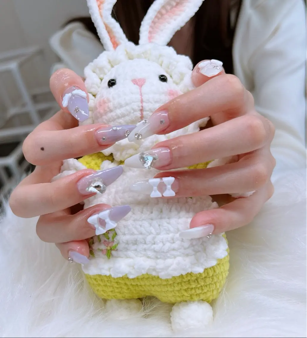 ネイル フットネイル フレンチネイル グラデーション 韓国ネイル ロングネイル Lee _nailのネイルデザイン