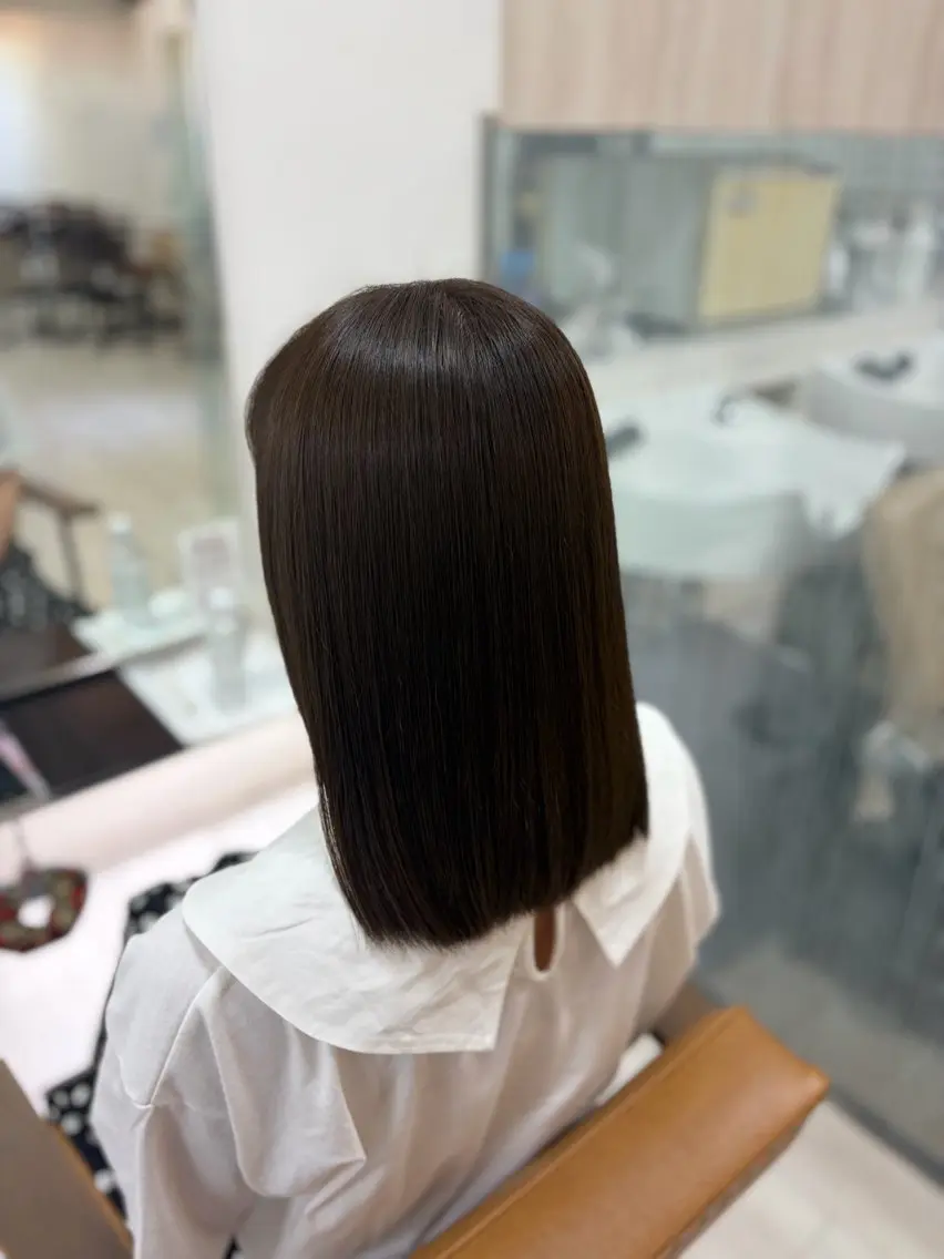ミディアム カラー オリーブカラー ヘアカラー トリートメント あいみ ♬.*ﾟのヘアスタイル