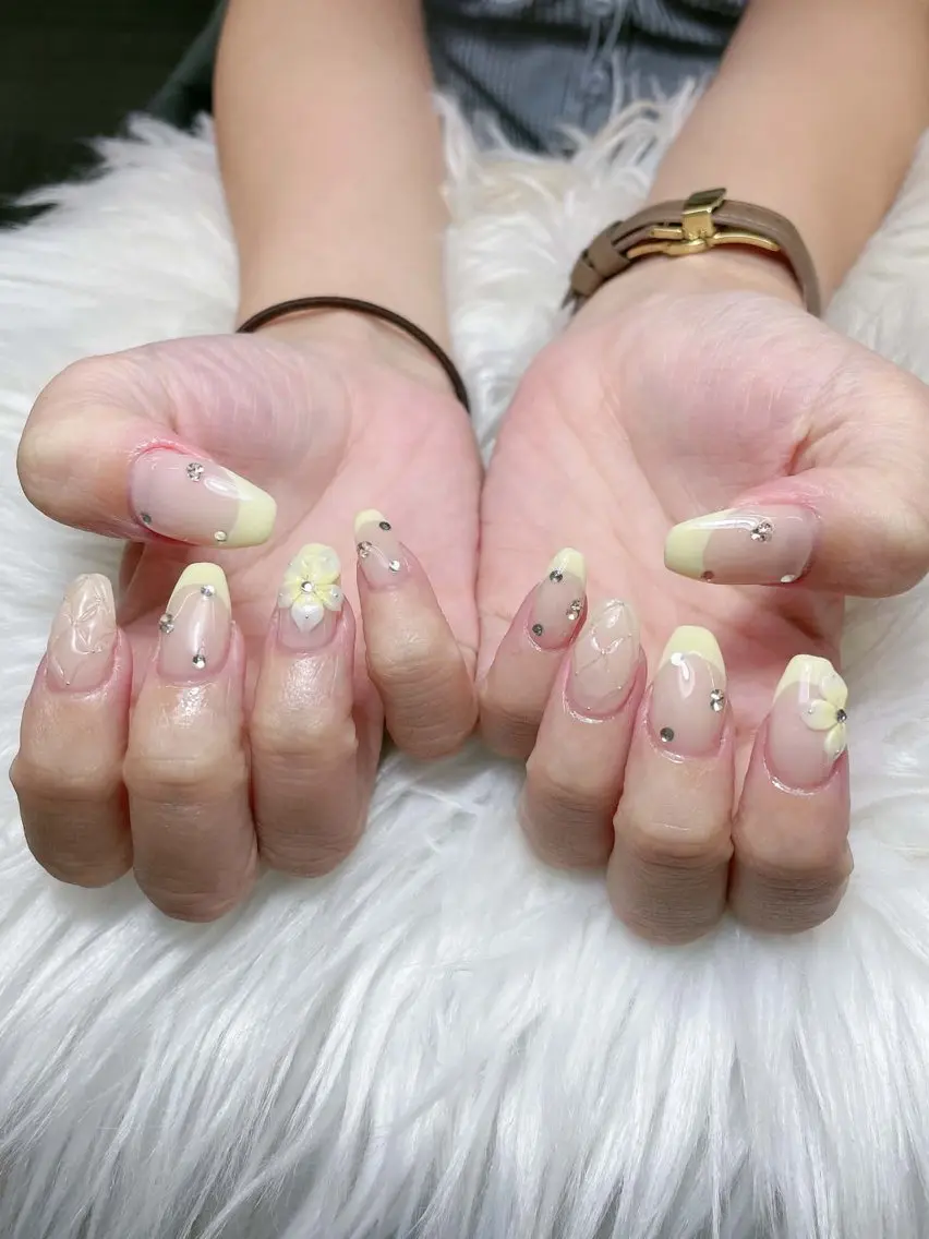 ネイル 長さ出し フレンチネイル グラデーション 韓国ネイル マグネットネイル ハンドネイル Lannie nailのネイルデザイン